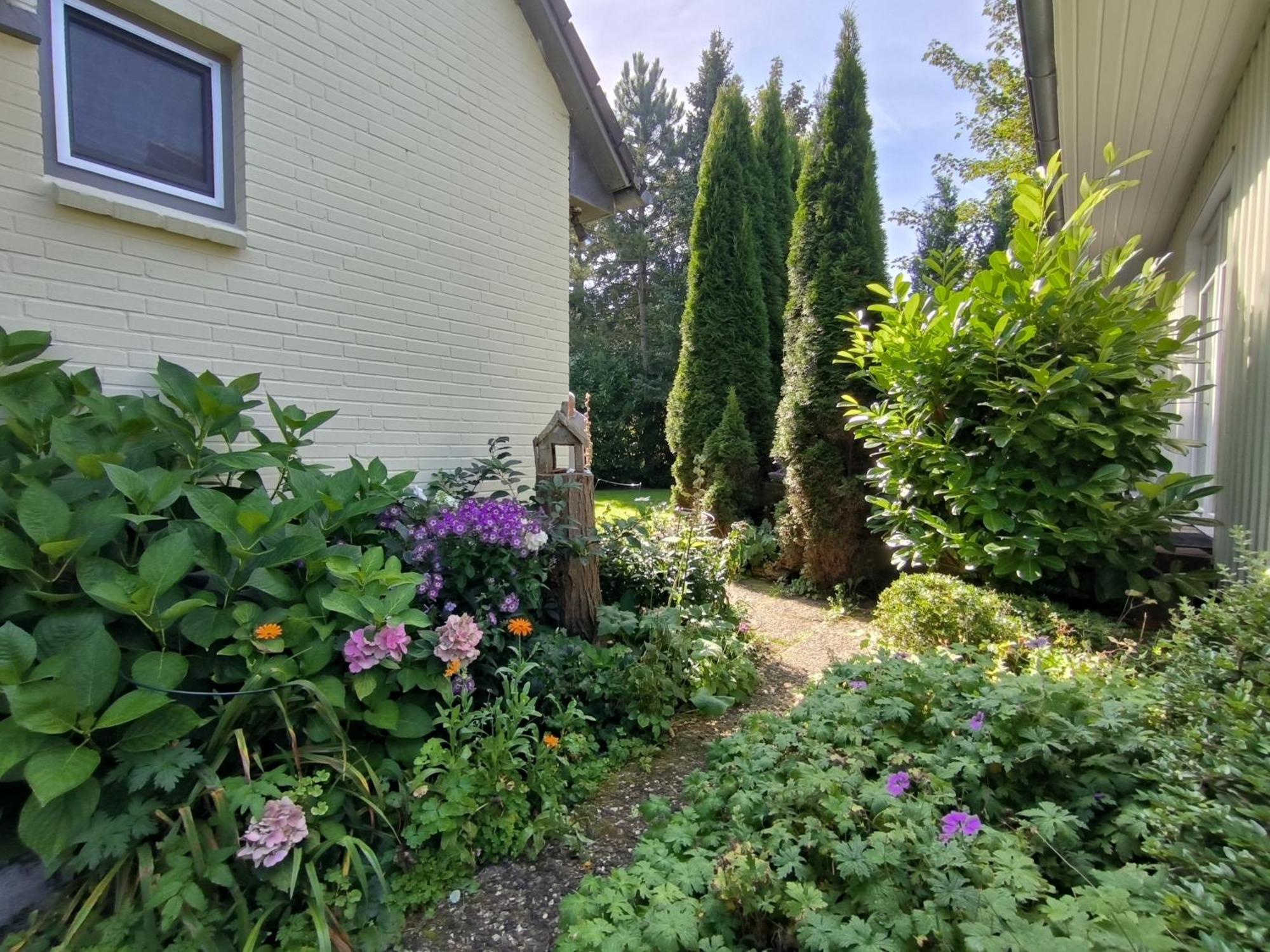 Ferienhaus Inger - Stilvolles Und Modernes Ferienhaus Mit Terrasse Und Gartennutzung 타프 외부 사진